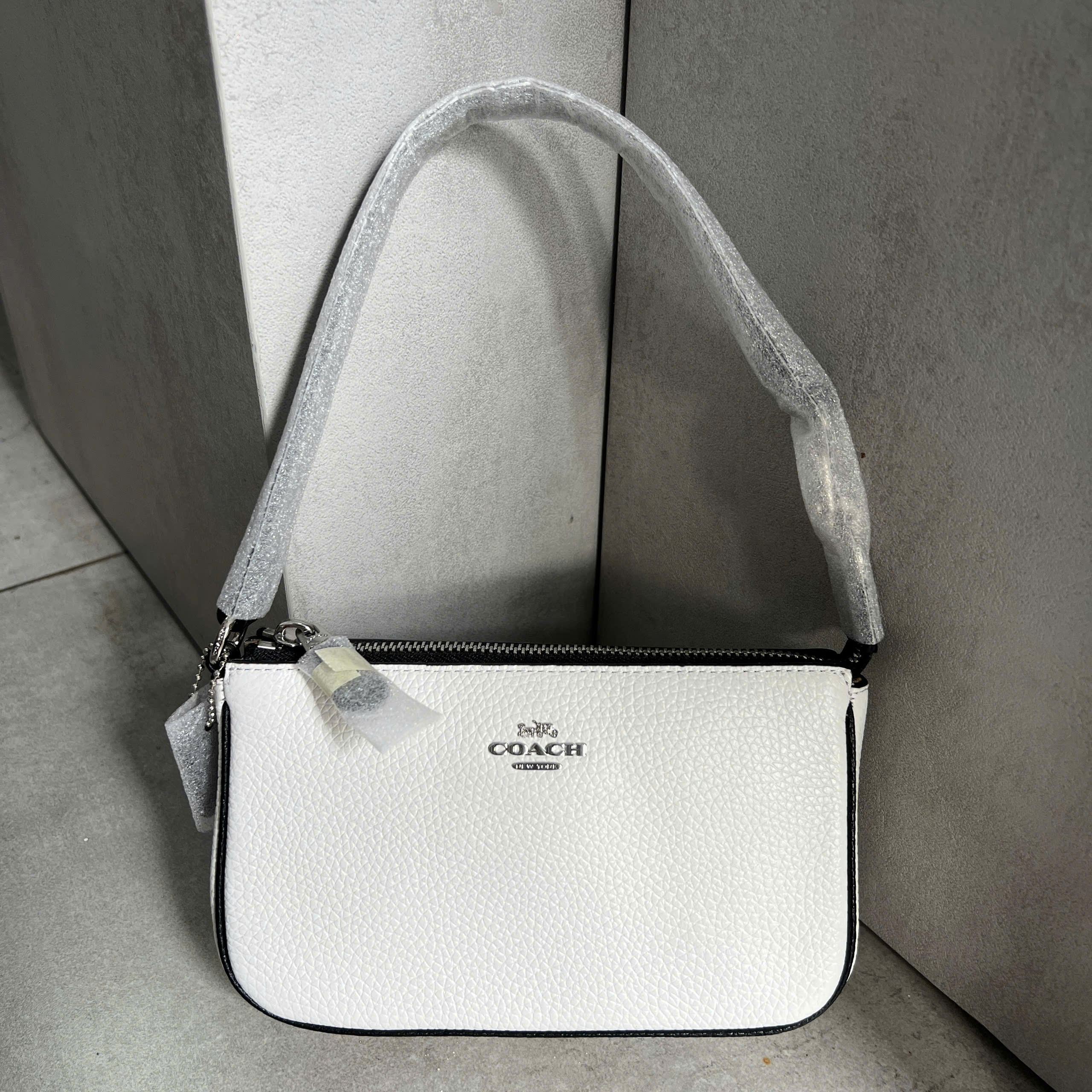 COACH COMPARABLE VALUE NOLITA BAG - WHITE