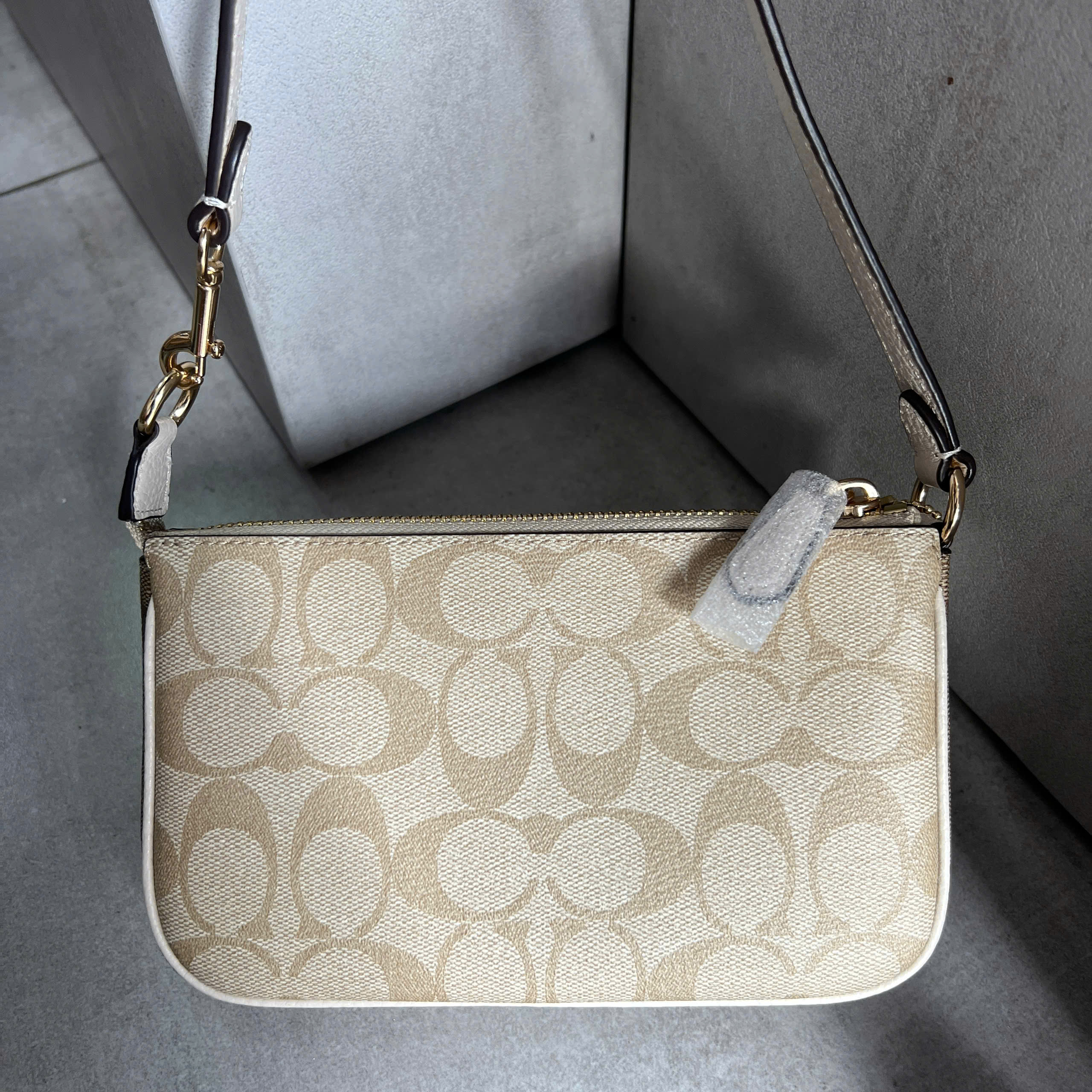 COACH SIGNATURE NOLITA BAG - CREAM/WHITE