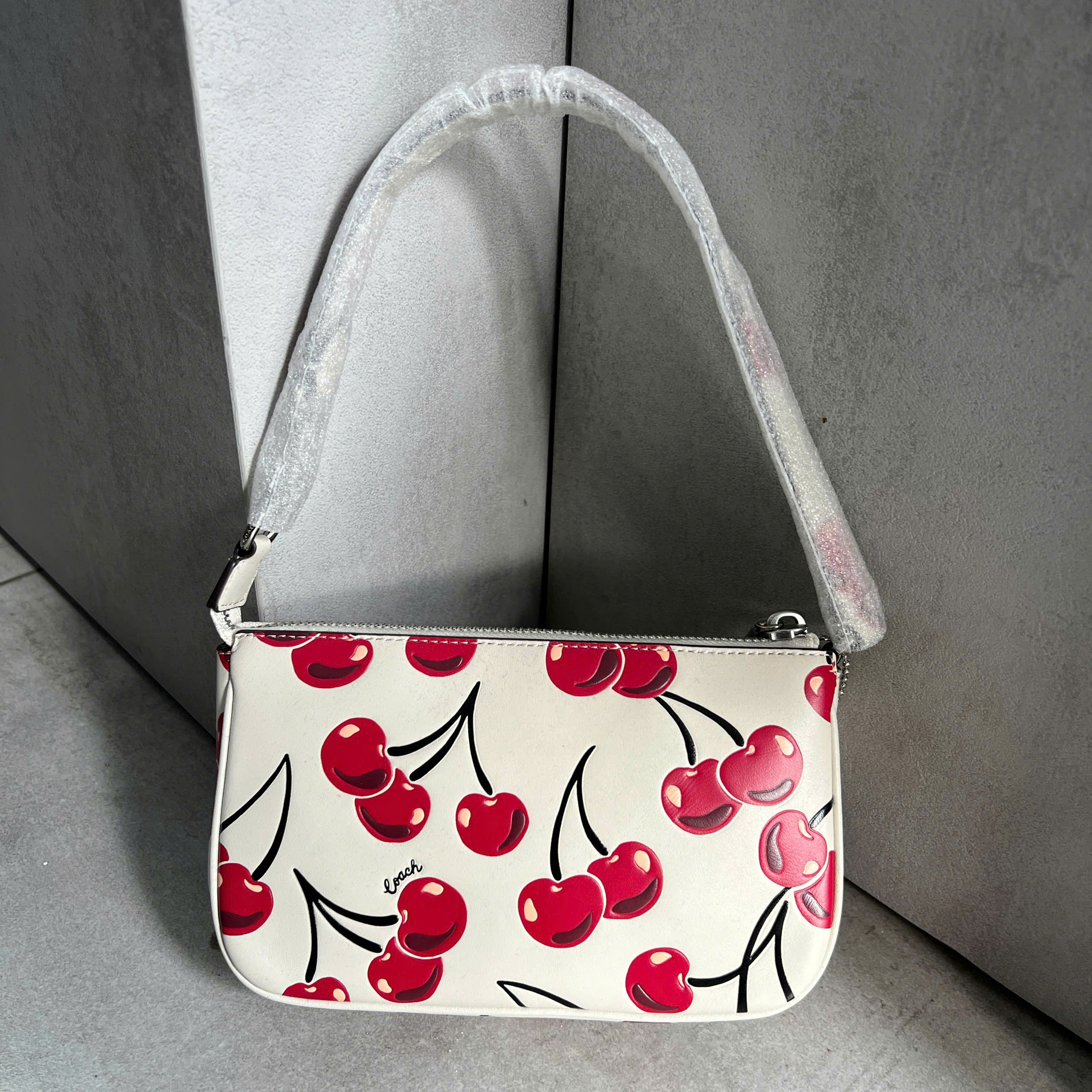 COACH CHERRY NOLITA BAG - WHITE